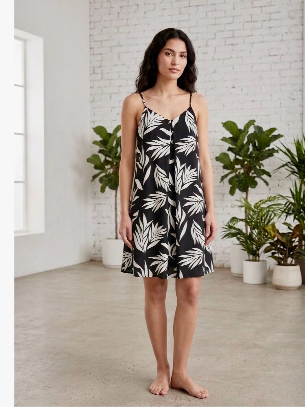 LOFT Black White Floral Palm Print Slip Shift Dress Medium Petite MP
